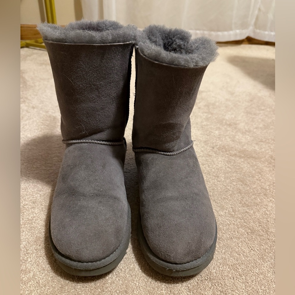 Gray Bailey Bow Uggs - image 2